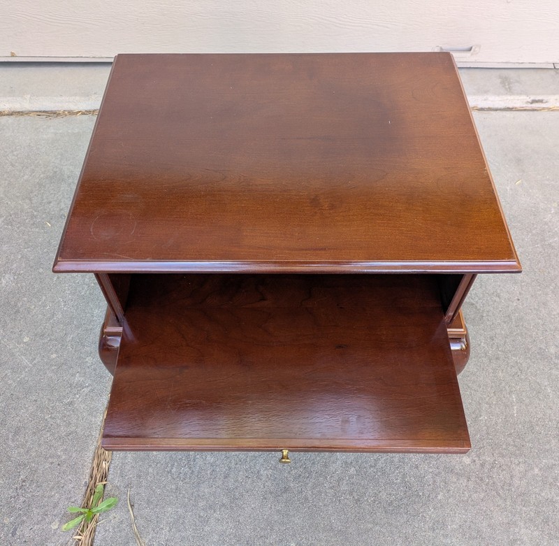 Vintage Bombay Company Mahogany TV Stand Queen Anne Table w/ Pull Out Tray T27 gallery