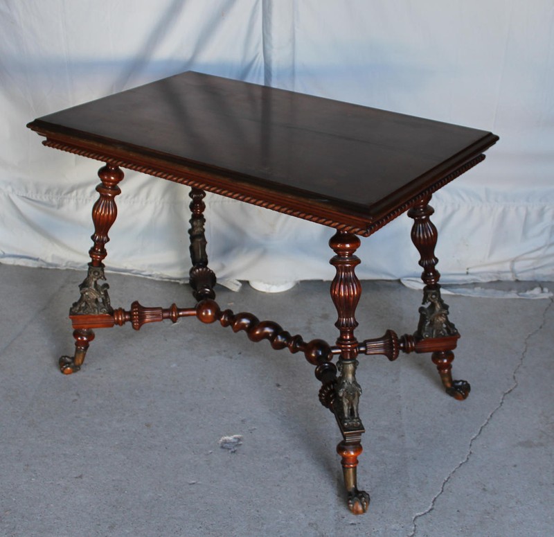 Antique Victorian Mahogany Center Table – Merklen Brothers gallery