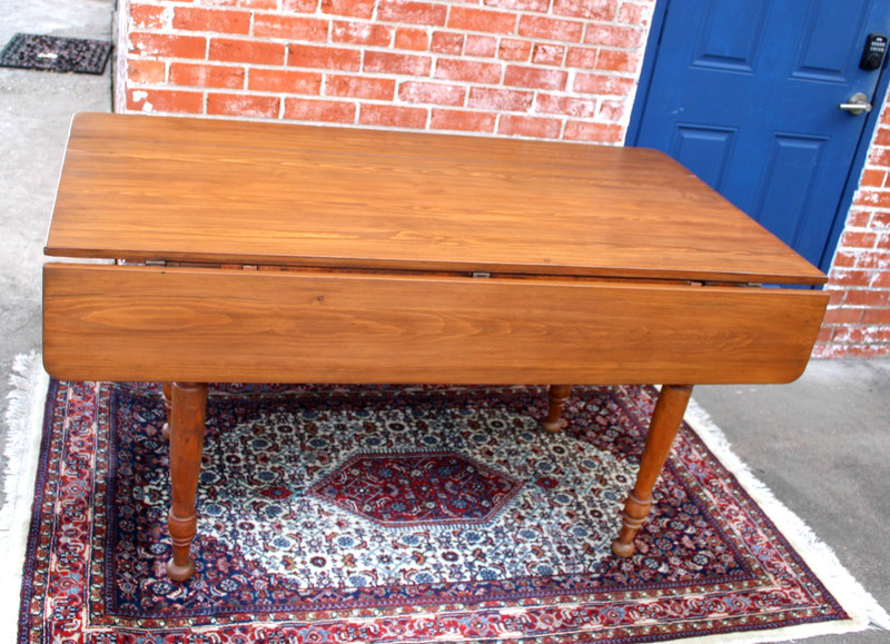 English Antique Pine Drop Leaf Table / Kitchen Table /Dining Table gallery