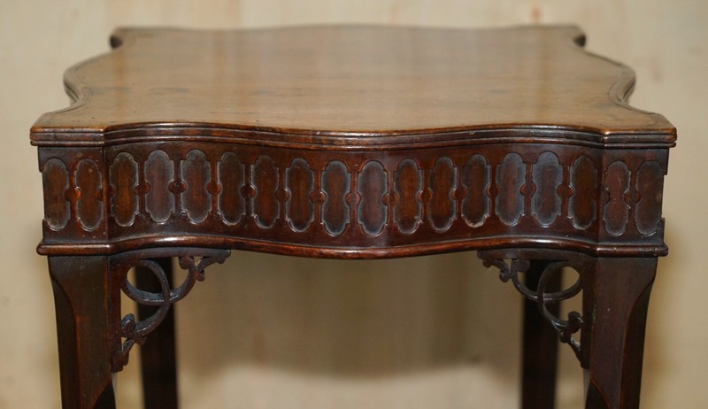 FULLY RESTORED ANTIQUE HOWARD & SONS THOMAS CHIPPENDALE KETTLE STAND SIDE TABLE gallery