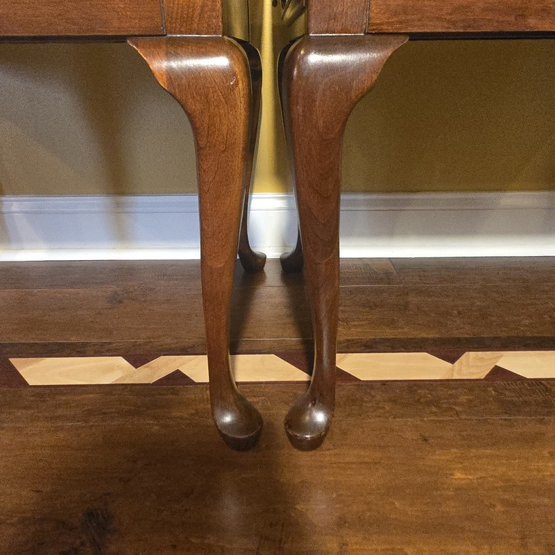 Pennsylvania House Solid Cherry Queen Anne End Tables Pair with Glass Tops VTG gallery