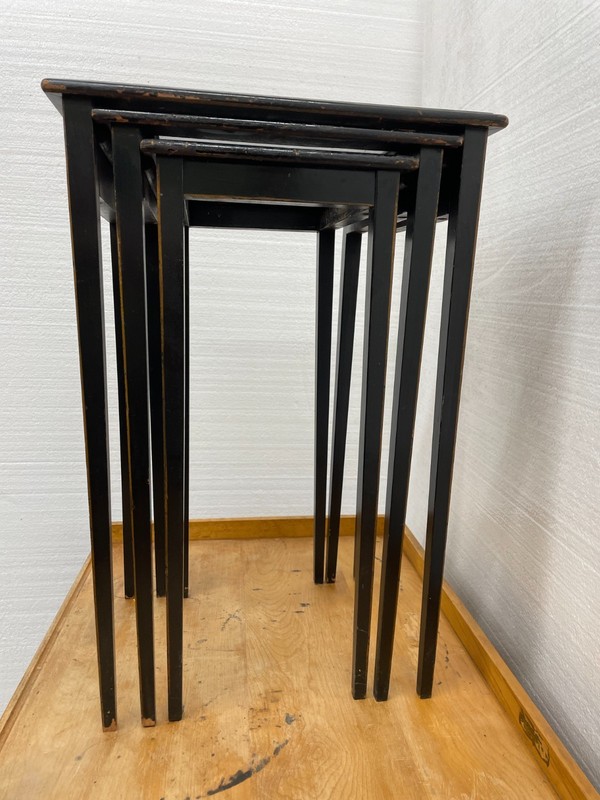 Black Paint decorated Nesting Tables set of 3 Glass Tops solid wood tables gallery