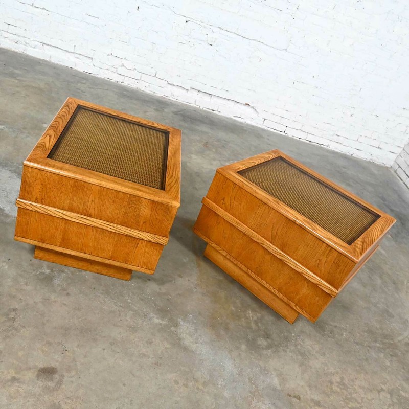Modern Oak Cane & Glass Insert Top Pedestal Base Pr End Tables or Nightstands