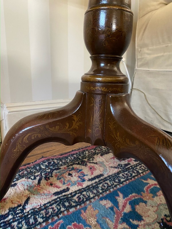 Queen Anne Style Round Tray-Top Table gallery