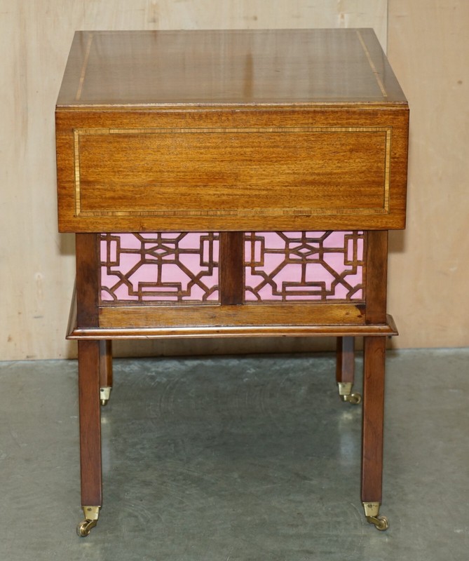 COLLECTABLE ANTIQUE THOMAS CHIPPENDALE BREAKFAST SUPPER MAHOGANY WALNUT TABLE gallery