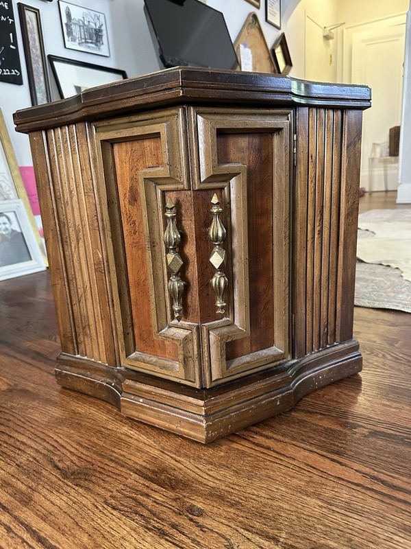 Vintage Mcm Octagon Side Table With Storage gallery