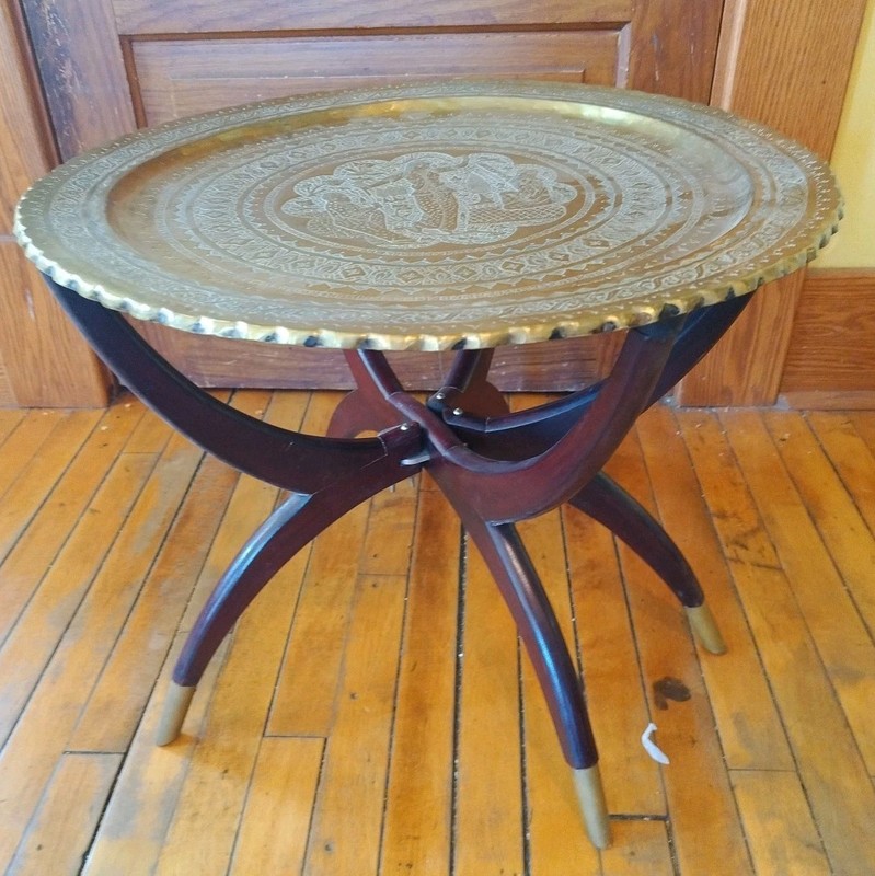 MCM Hollywood Regency Vintage Spider Leg Moroccan Brass Tray Coffee Side Table