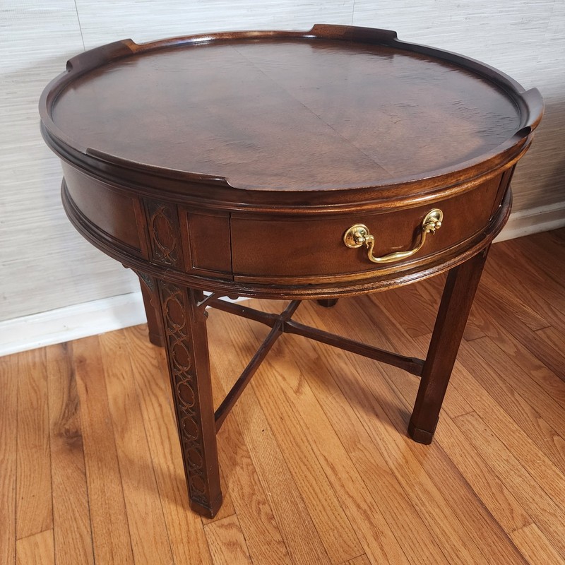 Baker Chinese Chippendale Furniture Table gallery