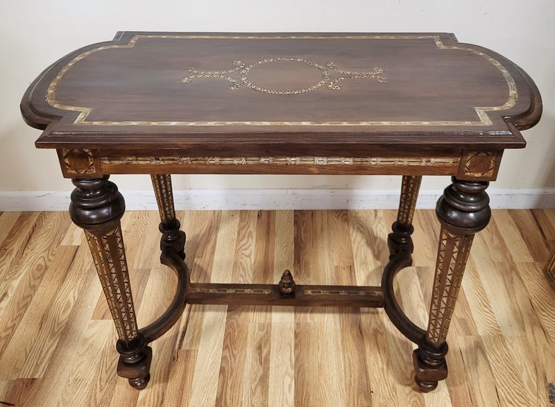 Antique MOROCCAN 20th C Moorish Style Carved & MOTHER of PEARL Inlaid TABLE