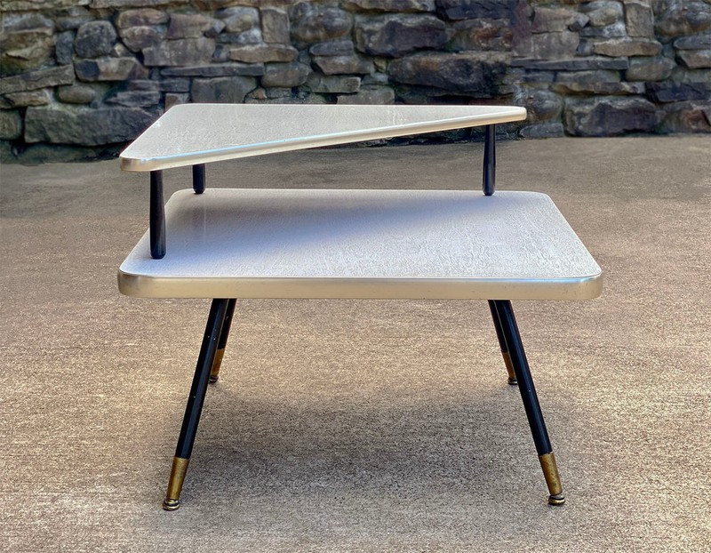 Mid-Century Modern Atomic Blonde 2-Tier End Table gallery