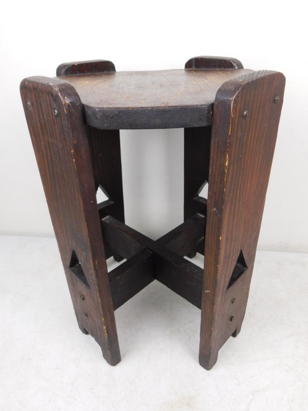 Antique Arts Crafts Mission Pedestal Plant Stand End Table Triangle Cutouts 16″T