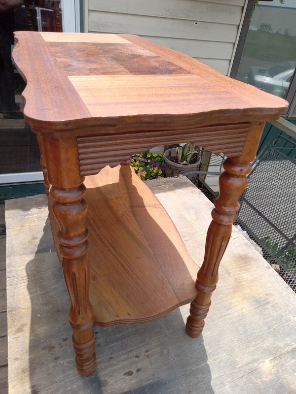 Walnut Book Match Veneer End Table / Side Table (ET140) gallery