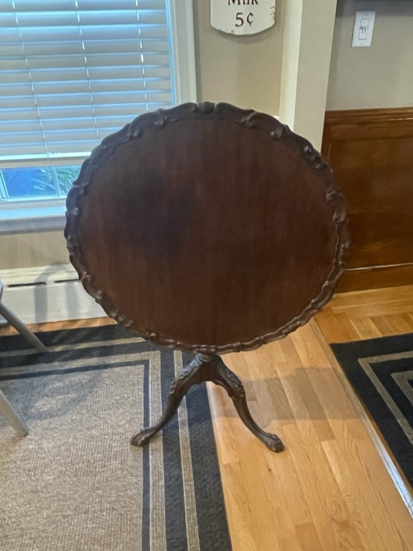 Carved ?Mahogany Pie Crust Tilt Top Table Claw & Ball