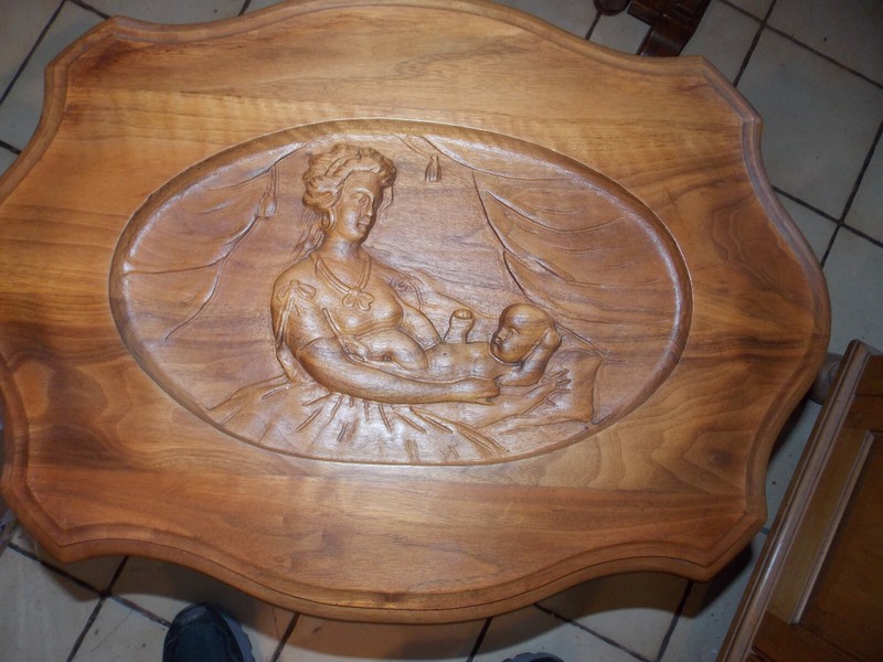 Walnut Queen Elizabeth & Charles Glass Top Coffee Table With Tray (CT-3) gallery