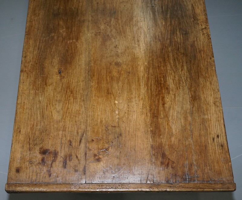VERY RARE CHARLES I 1630 OAK REFECTORY DINING HALL TABLE, PLAISH HALL SHROPSHIRE gallery