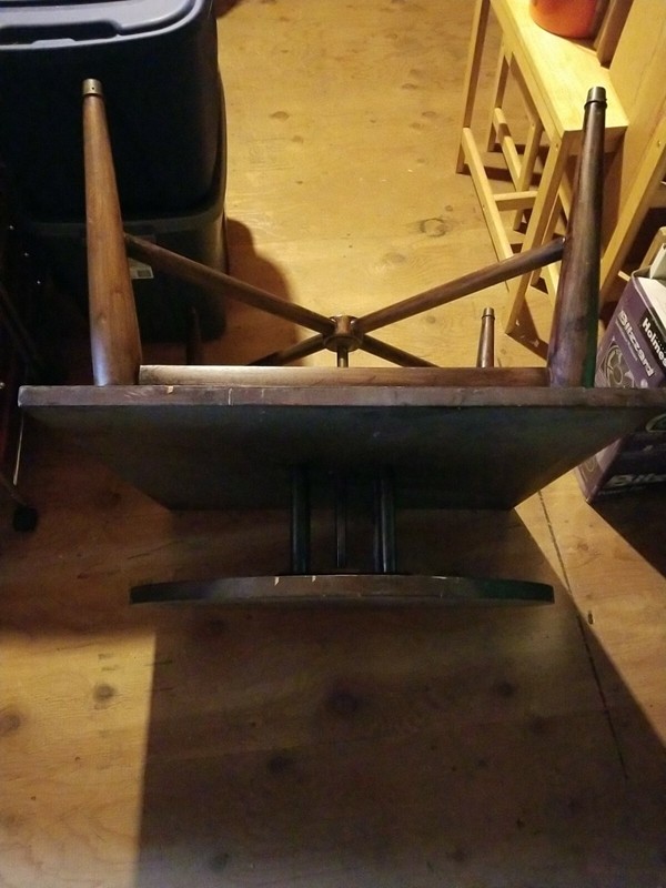 Imperial Mahogany "square & round" Tier Table gallery