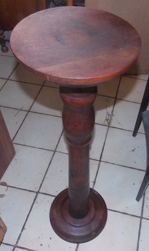 Round Solid Walnut Plant Stand (PS-120)