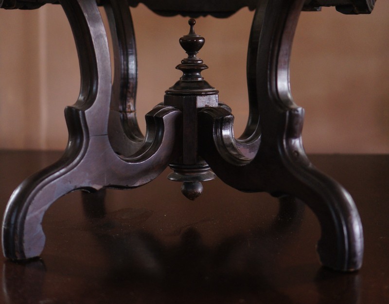 19th Century Rocco Antique Mahogany and White Marble Turtle Top Parlor Table gallery