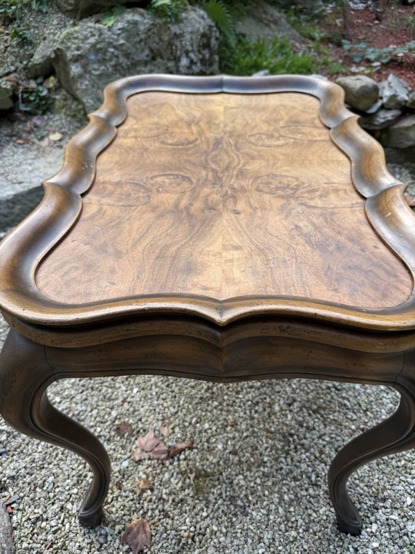 Beautiful Baker Furniture French Provincial Louis XV Tea Table.