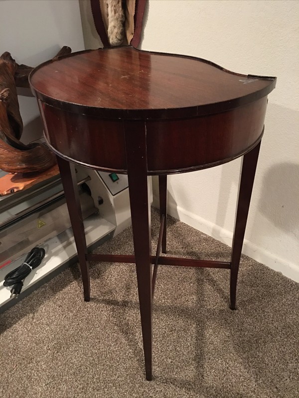 Vintage Antique Inlaid Round Accent End Table Lamp Table gallery