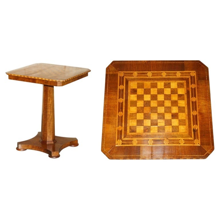 ANTIQUE RESTORED WILLIAM IV CIRCA 1830 MAHOGANY & WALNUT WOOD CHESSBOARD TABLE