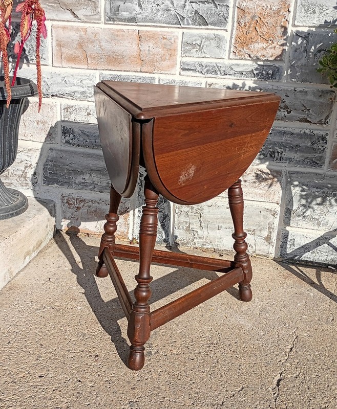 Vintage Mid Century Solid Wood Drop Leaf Clover Side End Coffee Table gallery
