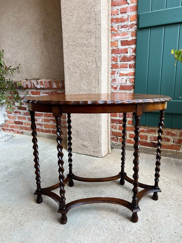 Antique English OVAL Side Center Table BARLEY TWIST Tiger Oak Jacobean c1920 gallery