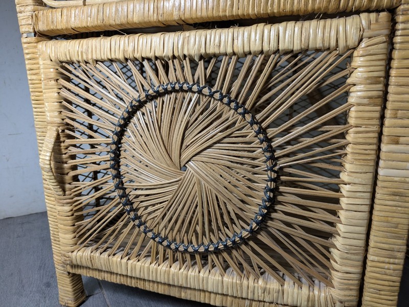Vintage Peacock Wicker Rattan Table Nightstand Boho Chic Coastal Sunburst MCM V7 gallery