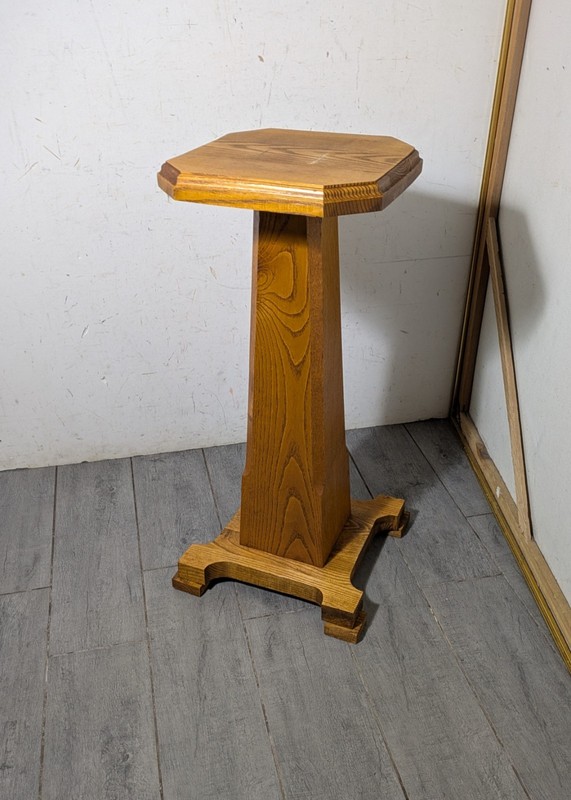 Vintage Mission Solid Oak Wood Pedestal Octagonal Table Plant Stand Arts Crafts