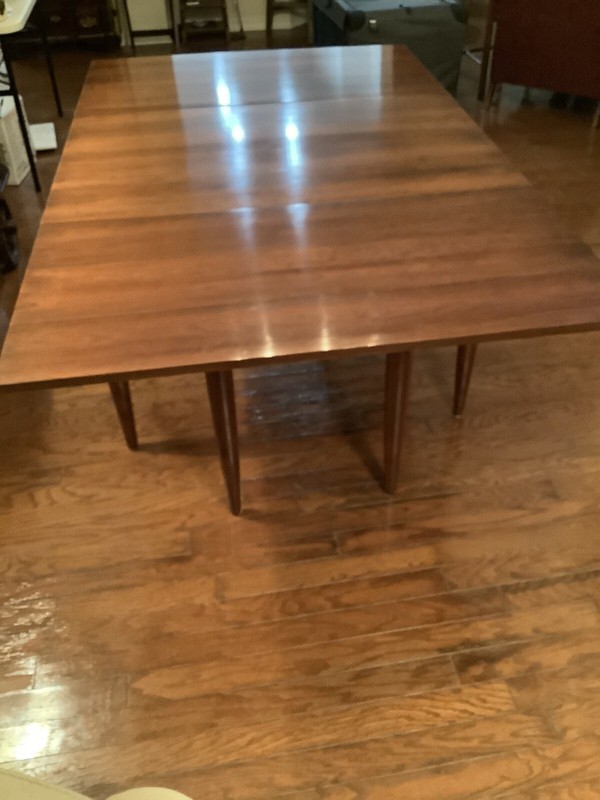 Excellent Willett Wildwood Cherry Drop Leaf, 2 Leaf Dining Table gallery