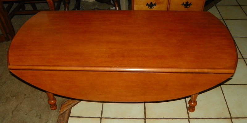 Mid Century Maple Dropleaf Coffee Table (CT94)