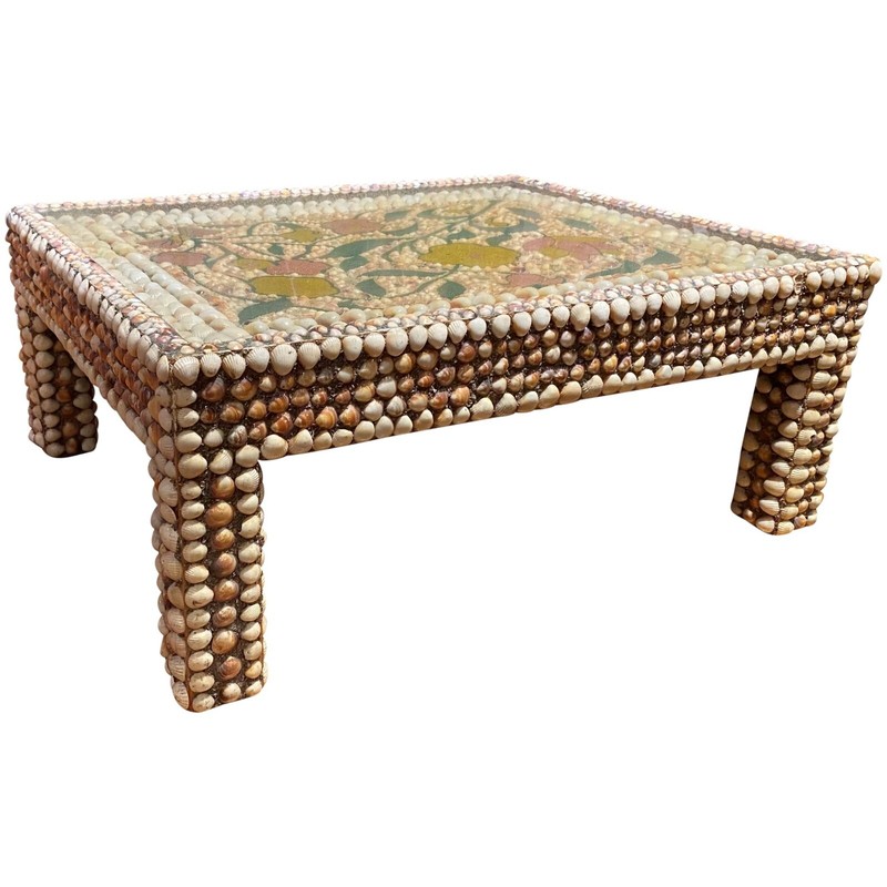 Early 20th Century French Folk Art Shellwork Table