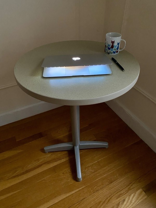 Herman Miller Compact Round “Everywhere” Table – Super Versatile
