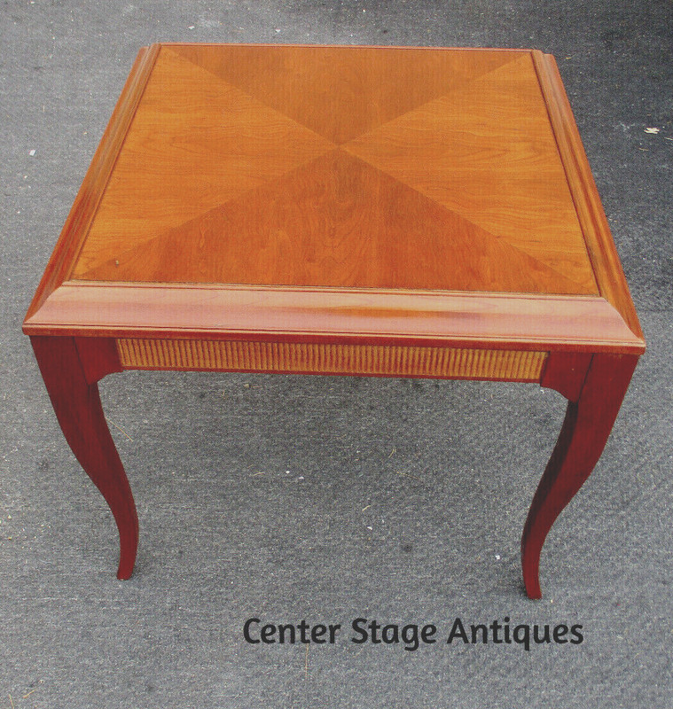 63533 ETHAN Allen Mahogany Lamp Table Stand