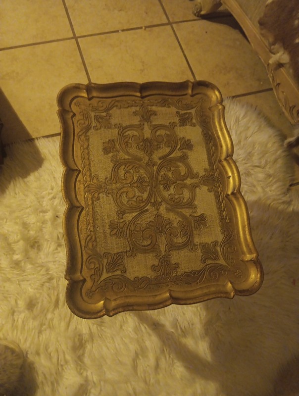 Italian Florentine Antique Gold Nesting Tables Set of Three gallery
