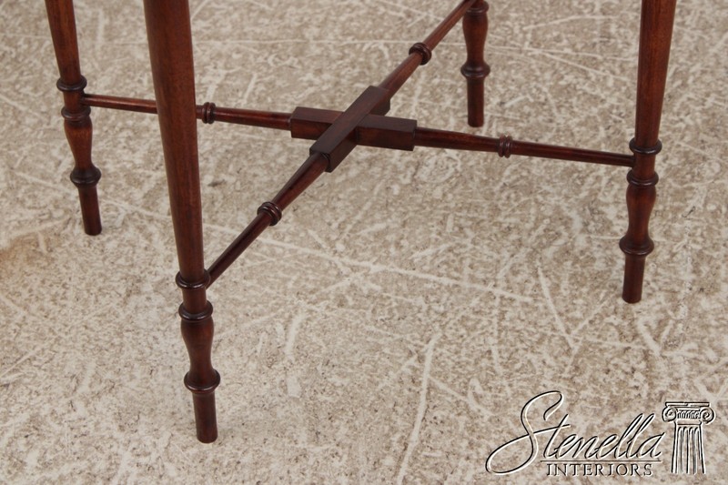 F73268: English Edwardian Inlaid Mahogany Oval Tray Table gallery