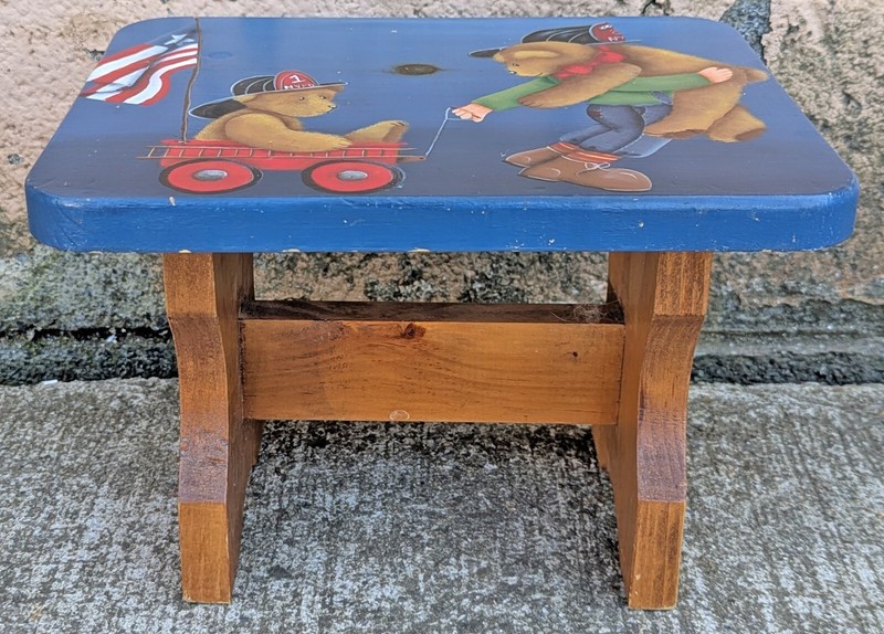 Vintage Handmade Hand Painted Solid Wood Wooden Kids Foot Step Stool Stand Seat gallery