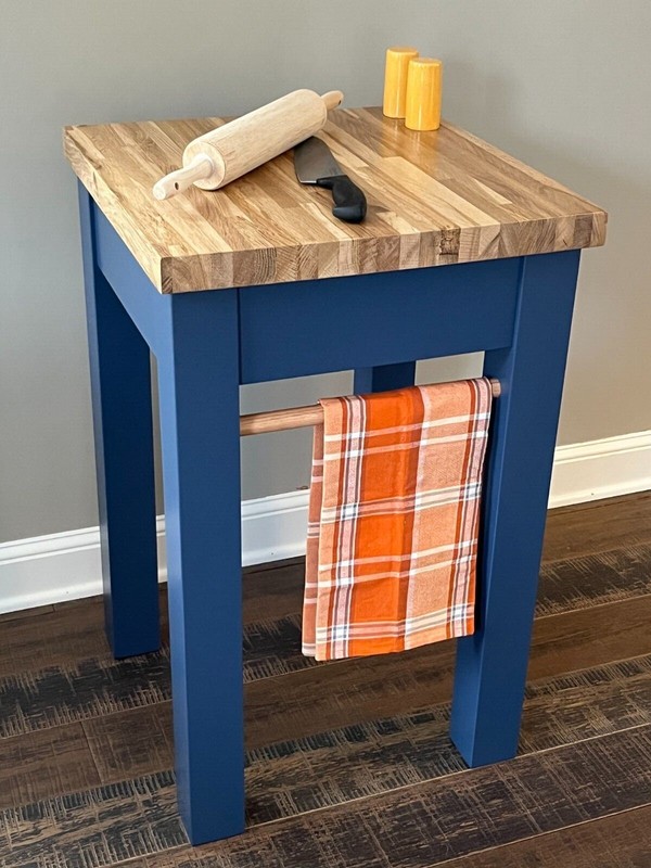 Brand New Custom Oak 30×19″ Butcher Block Working Table; Blue; Local Pick Up