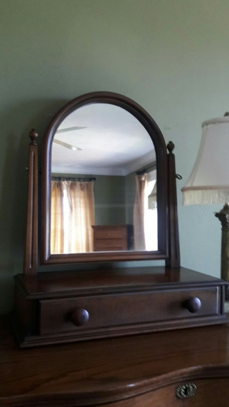 LOVELY EDWARDIAN DRESSING TABLE MIRROR