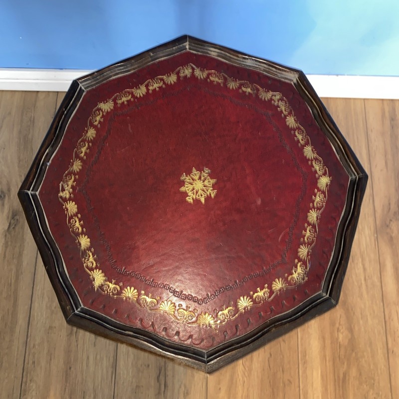 GOLD LEAF EMBOSSED OXBLOOD LOVELY LEATHER TRIPOD SIDE END LAMP WINE TABLES. 54cm gallery
