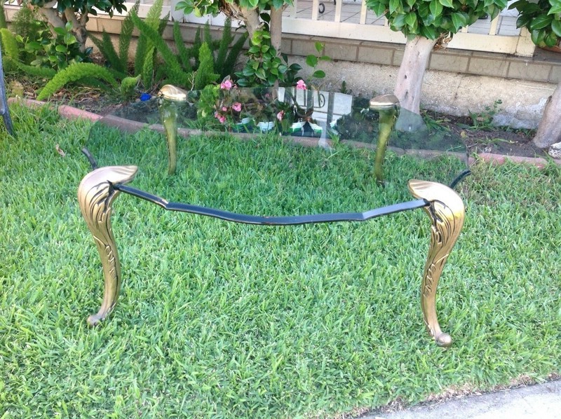 Vintage 60’s Glass Table Top With 4 Brass Legs Coffee Table 41″ Diameter