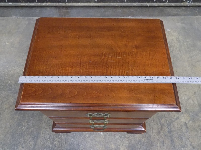 Vintage Night Stand End Table w/ Three Drawers Sumter Cabinet Co. 26”Hx24”Lx17”D gallery