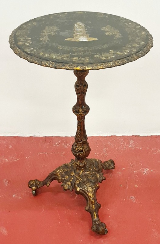 SIDE TABLE. GOLDEN CAST IRON. VICTORIAN STYLE. XIX-XX CENTURY.