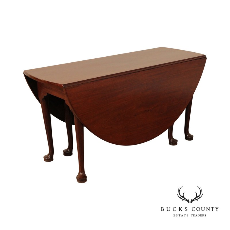Antique Queen Anne Style Mahogany Gate-Leg Drop-Leaf Dining Table