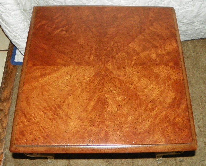 Walnut Henredon End Table with Book Match Veneer Top (ET257) gallery