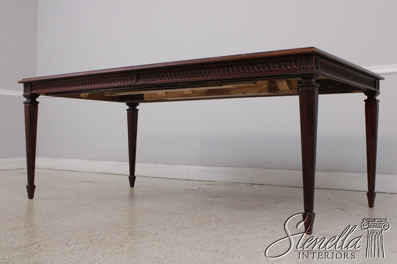 L72515: HICKORY CHAIR French Style Dining Table gallery