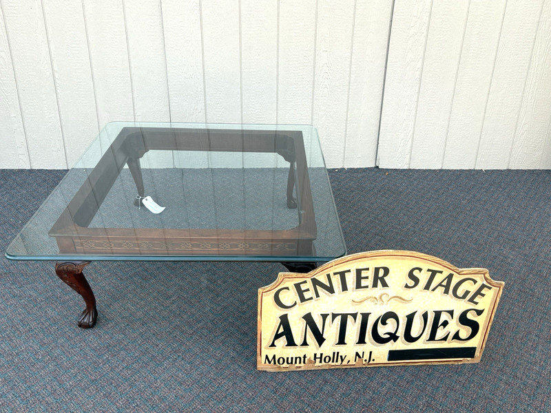 63903 Solid Mahogany Chippendale Glass Top Coffee Table Stand