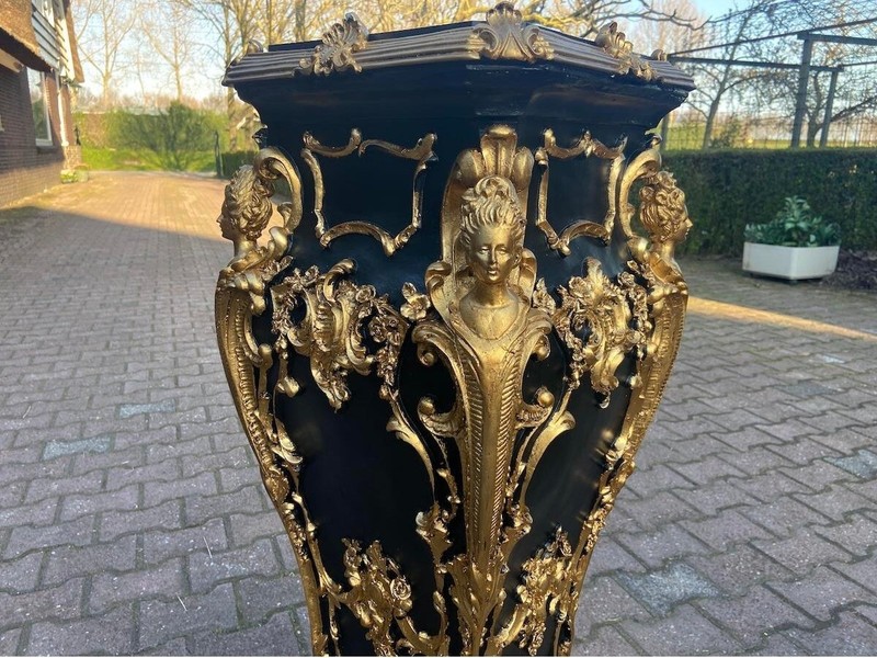 Pedestals Display Stands Italian Baroque Black Gold Columns Vintage Pair 1990s gallery