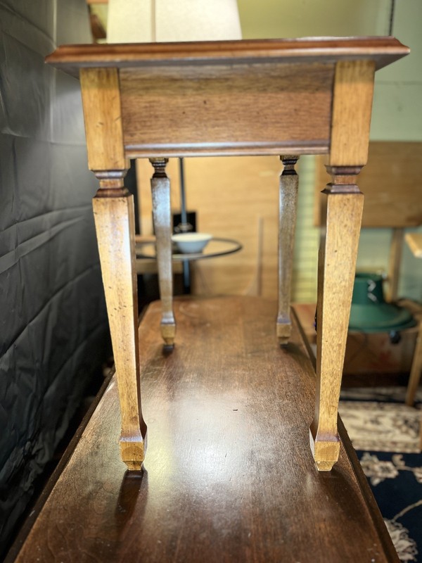 Vintage Solid Cherry Side Table w/ elt-Lined Drawer | Colonial Revival c.1935–45 gallery