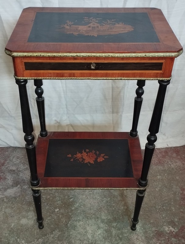 NAPOLEON III STYLE SEWING TABLE. WOOD, WOOD MARQUETRY, BRONZE. FRANCE.19TH